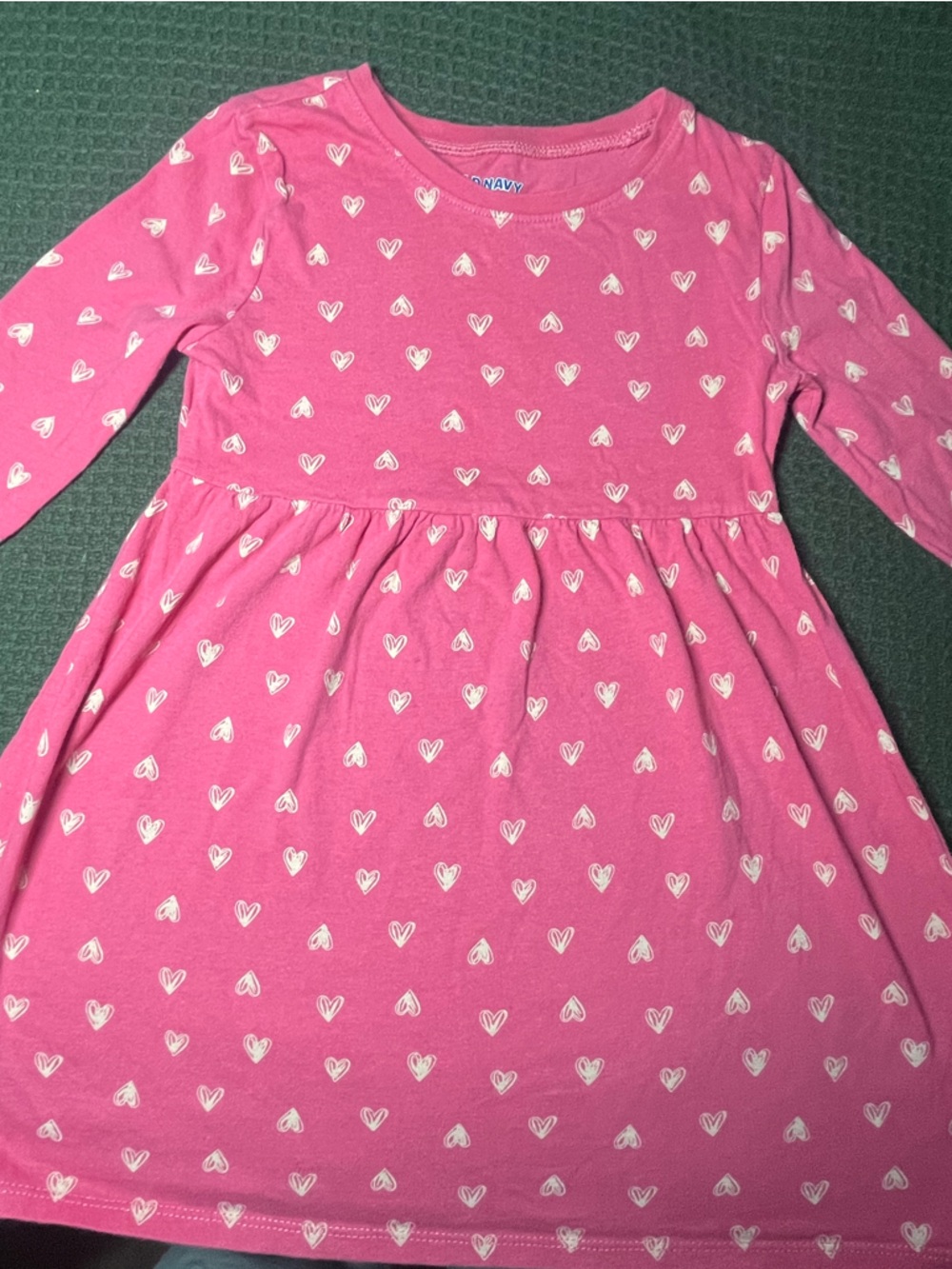 Old navy girls hot pink long sleeve dress with white hearts size 5T